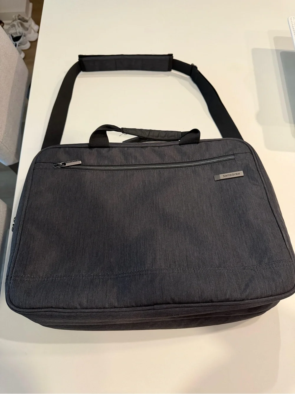Samsonite Dark Gray Laptop Briefcase Messenger Bag